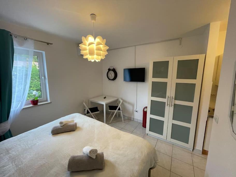 Enna Apartment 2 Perfect Location 梅杜林 外观 照片